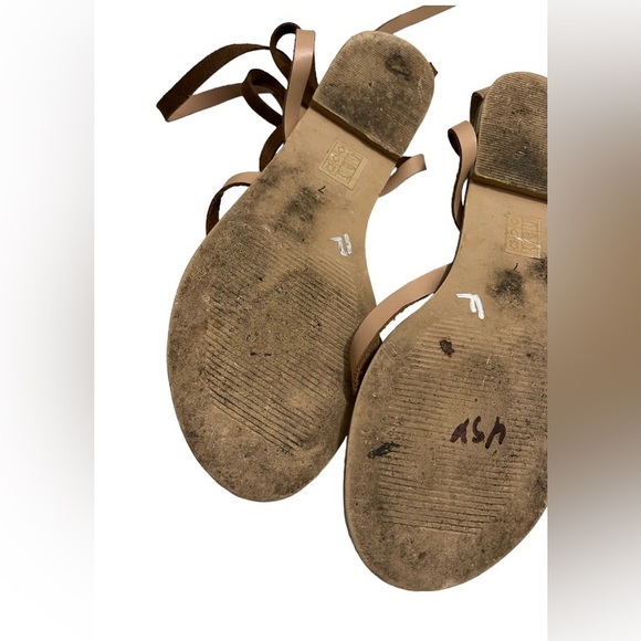 ASOS FAIRY Flat Sabdals w Lether Wrap Straps Size: 7 - Picture 10 of 10